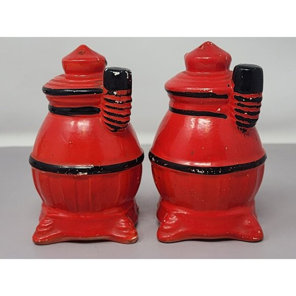 Vintage Red Barrel & White Floral‎ Teapot Salt & Pepper Shakers Set Japan - Picture 8 of 13